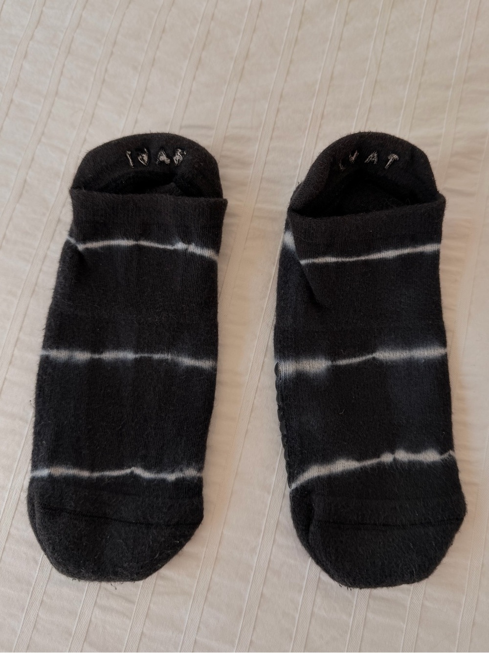 Tavi Tie Dye Sticky Grip Socks